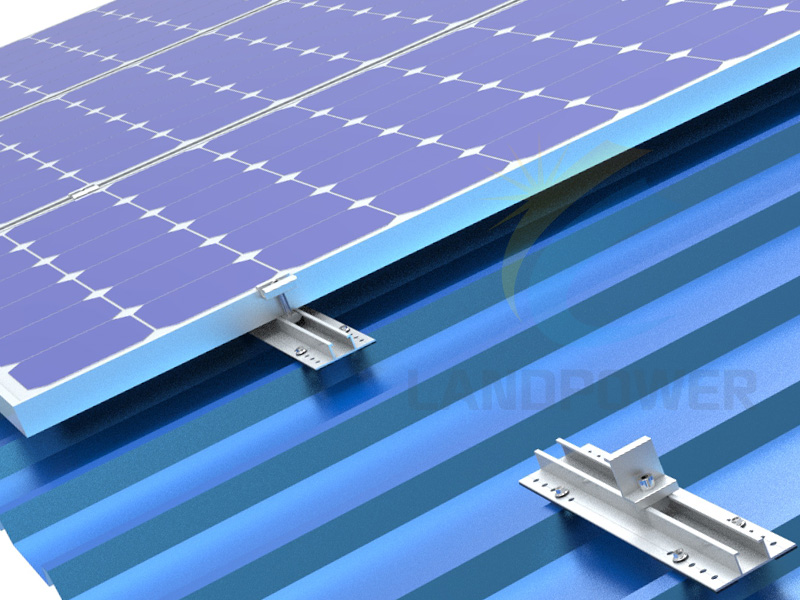 Montage solaire sur toit métallique sur mini rail