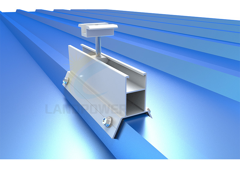 Systèmes de montage sur rail court pour toit trapézoïdal