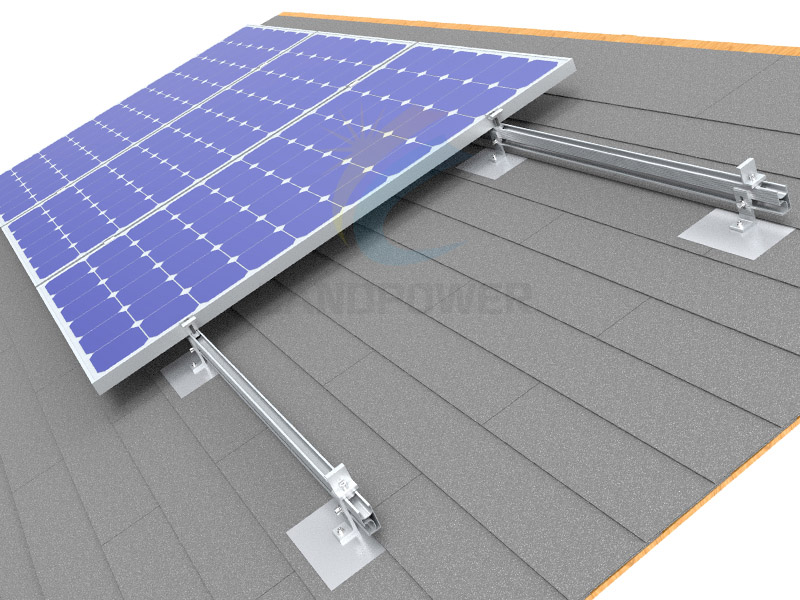 Montage solaire sur toit en bardeaux d'asphalte